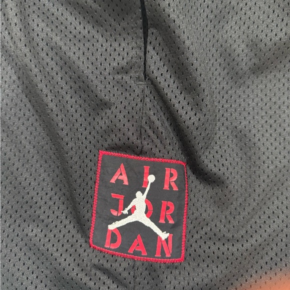 Size:M Men’s Jordan Black Athletic Shorts with Logo - Picture 6 of 7